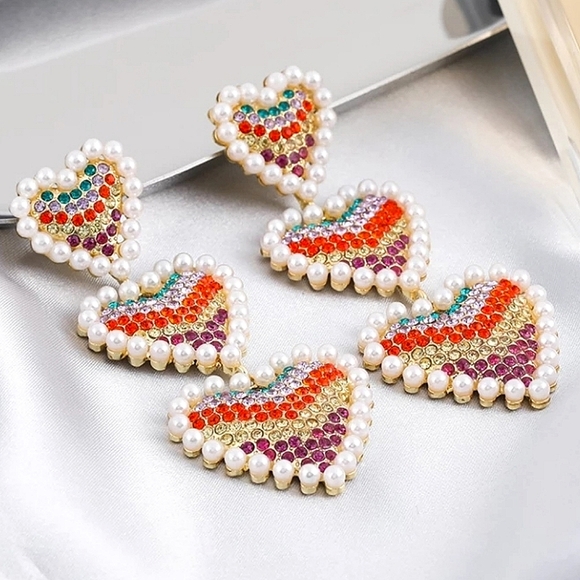 Retro Exaggerated multicolored crystal & pearl, 3 heart drop post earrings. - Picture 1 of 9